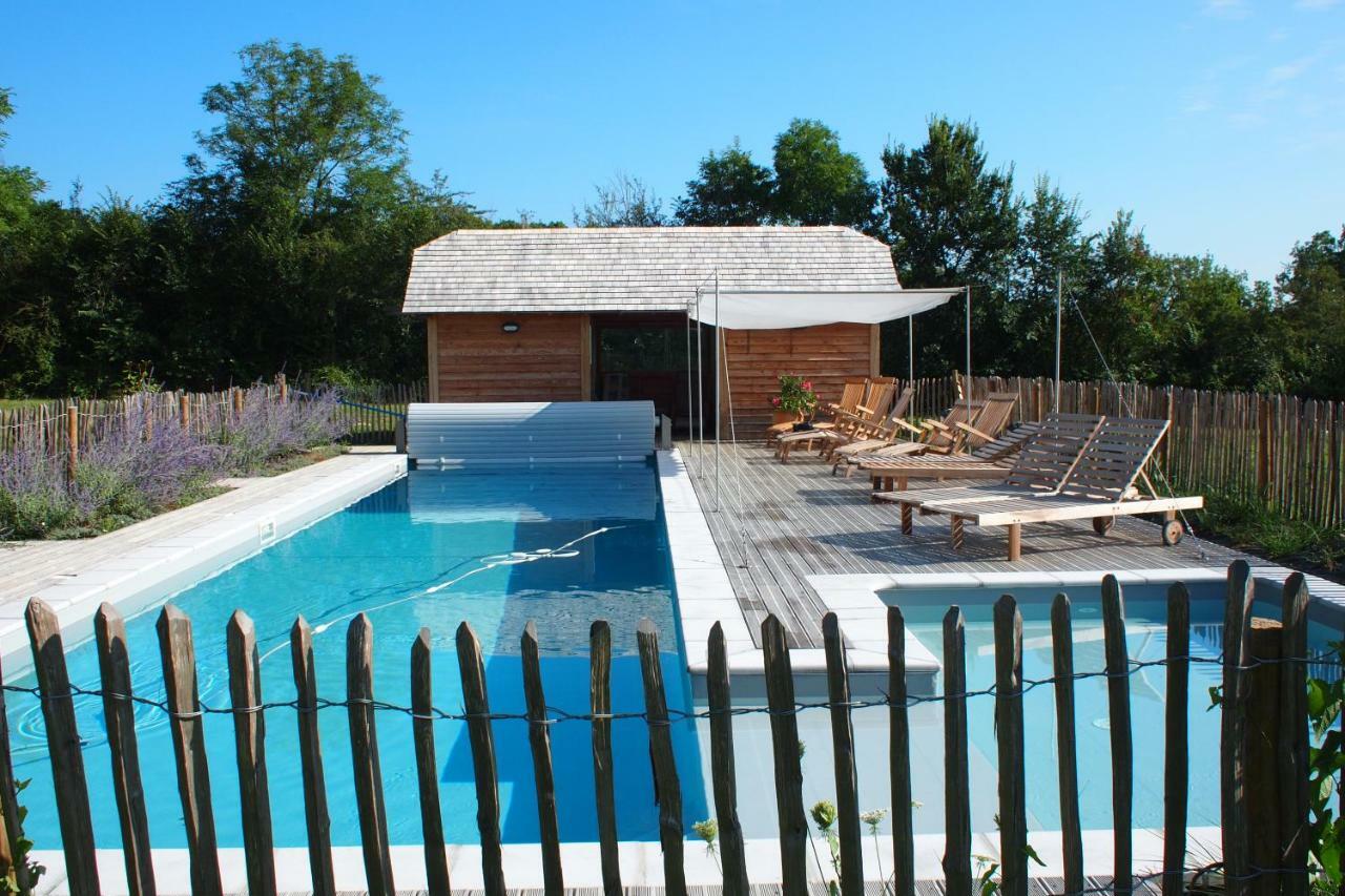 Le Couvent De Neuviale Bed & Breakfast Parisot  Eksteriør bilde