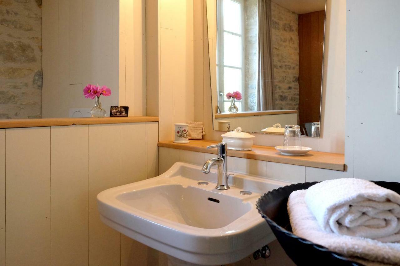 Le Couvent De Neuviale Bed & Breakfast Parisot  Eksteriør bilde