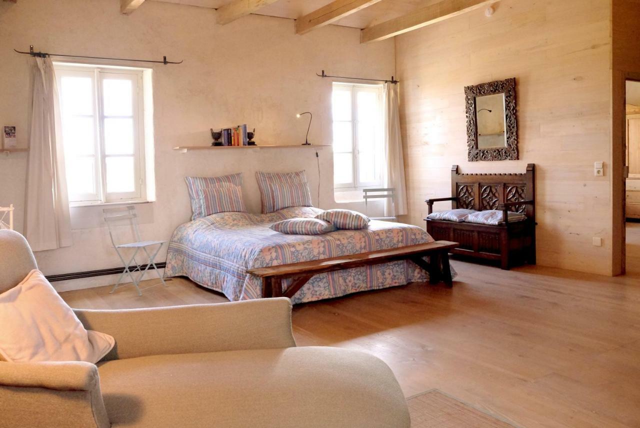 Le Couvent De Neuviale Bed & Breakfast Parisot  Eksteriør bilde