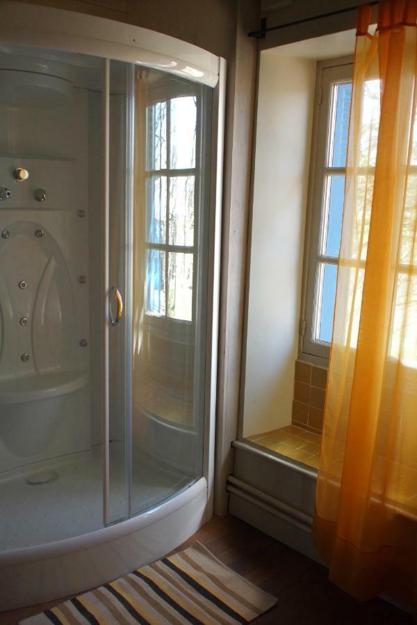 Le Couvent De Neuviale Bed & Breakfast Parisot  Eksteriør bilde