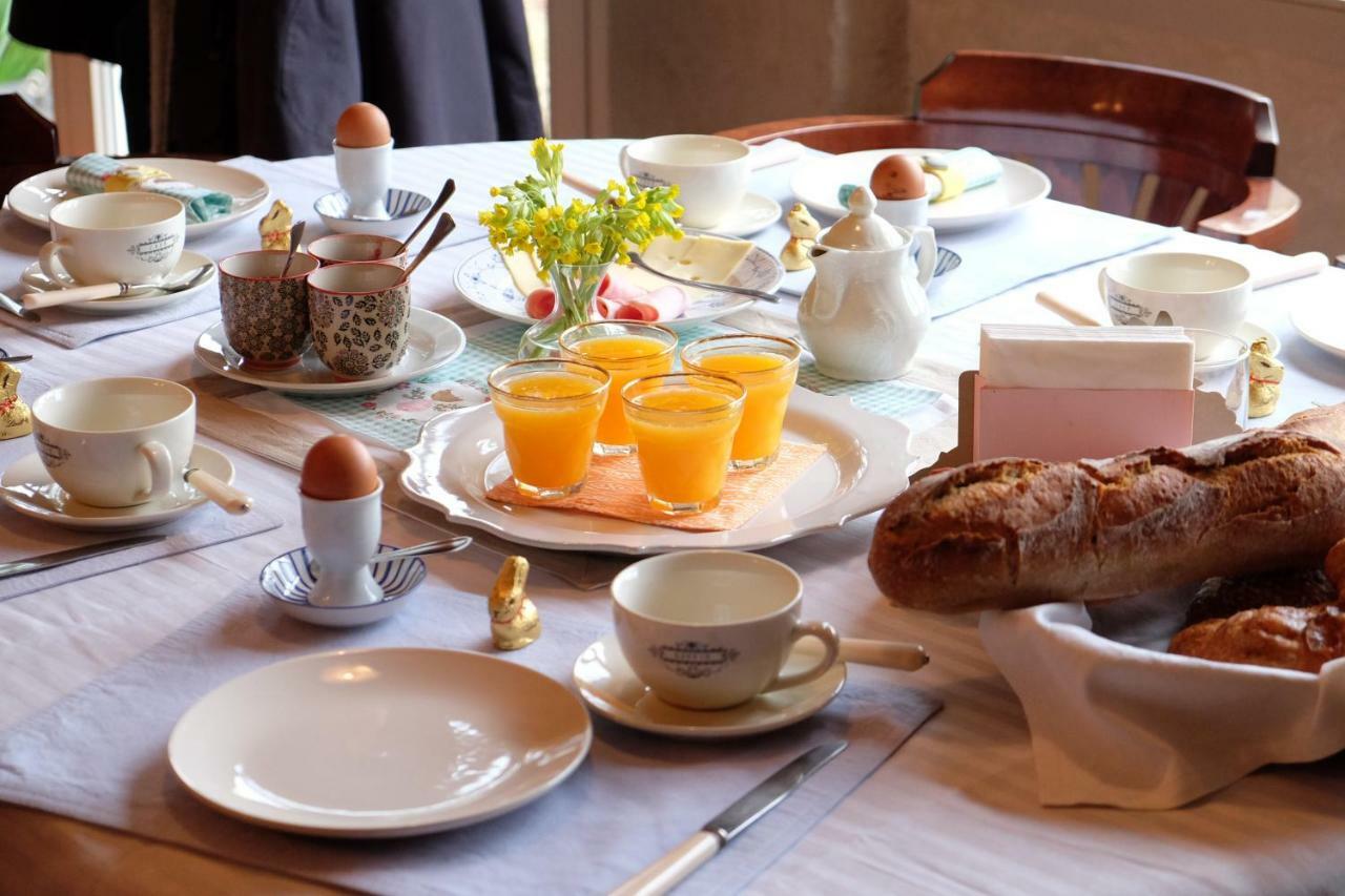 Le Couvent De Neuviale Bed & Breakfast Parisot  Eksteriør bilde